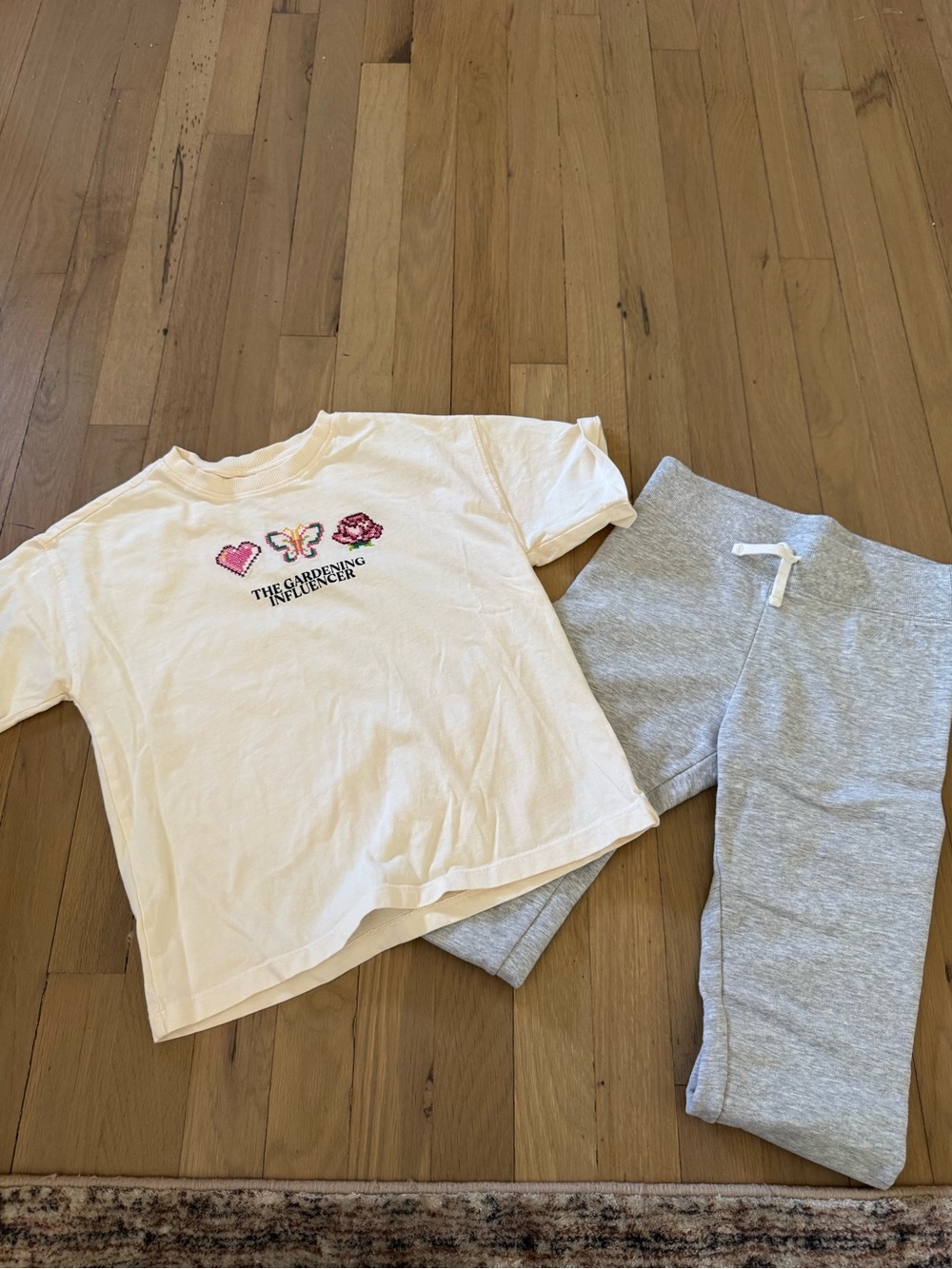 Zara oversized Garden top with Abercrombie legging sweats